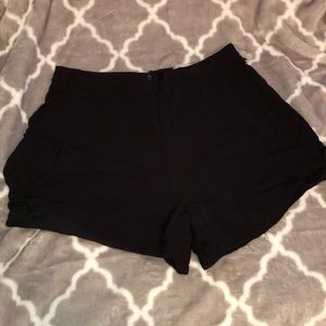 BCBG Back Zipper Size 4 Shorts